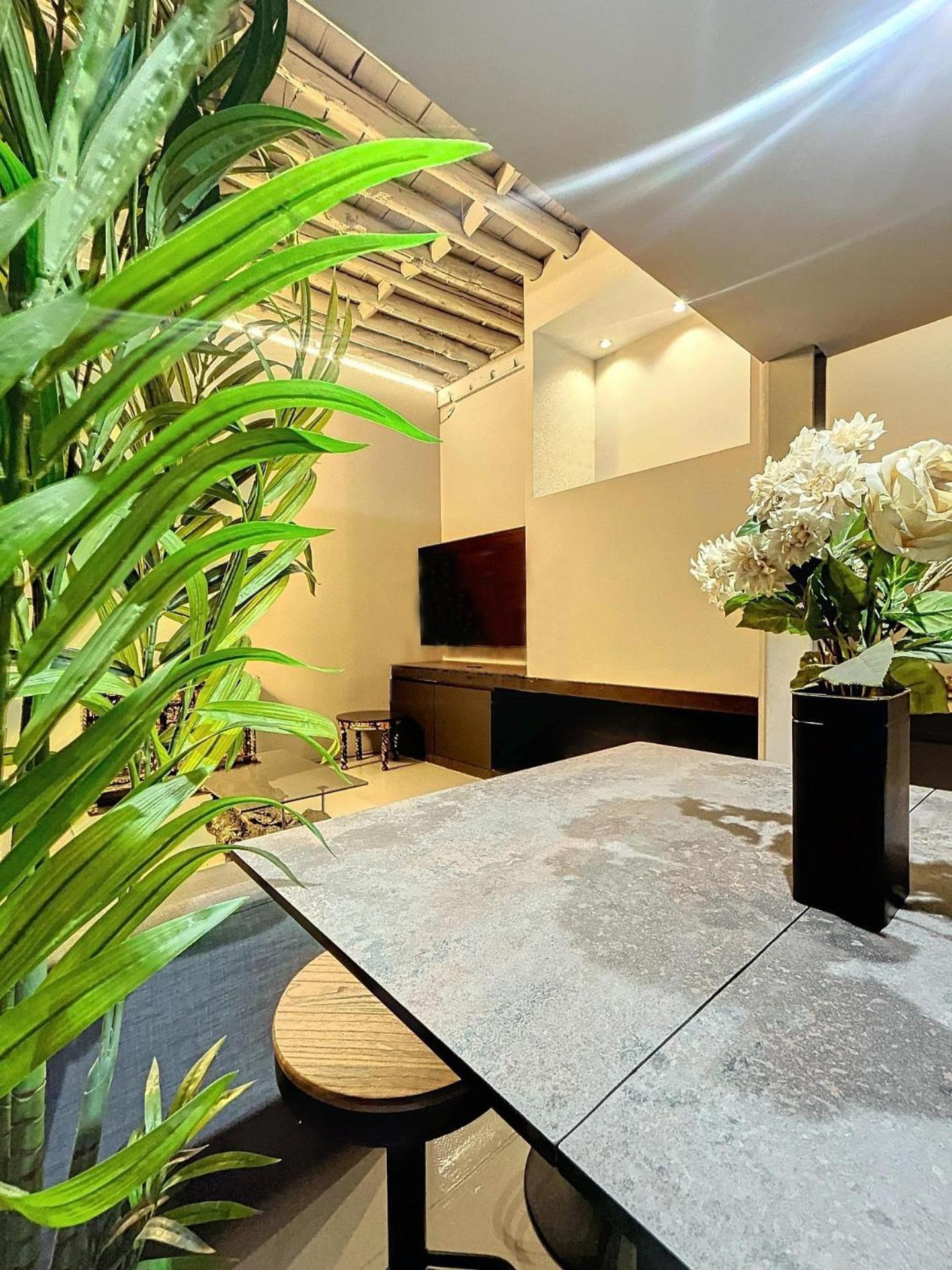 H&H Suite Santa Paula Granada Buitenkant foto
